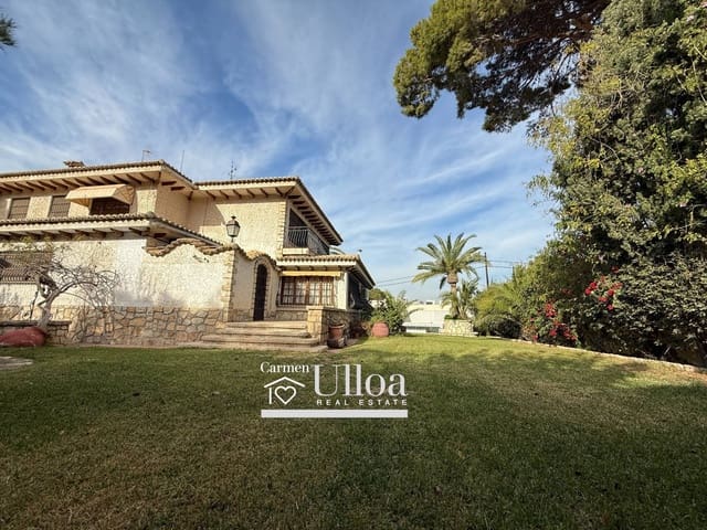 5 soveværelse Villa til salg i Vistahermosa, Alicante by med swimmingpool - € 1.600.000 (Ref: 9449064)