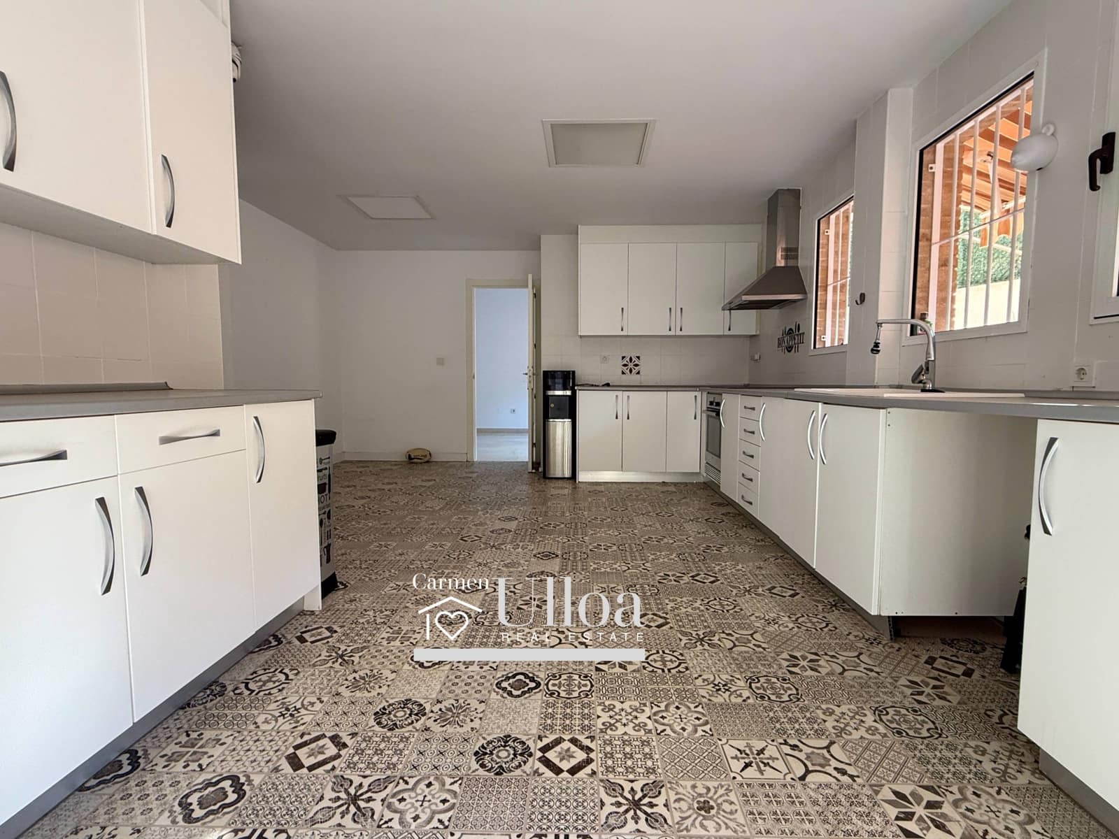 5 sypialnia Dom szeregowy na sprzedaż w Playa de San Juan z basenem garażem - 895 000 € (Ref: 9450467)