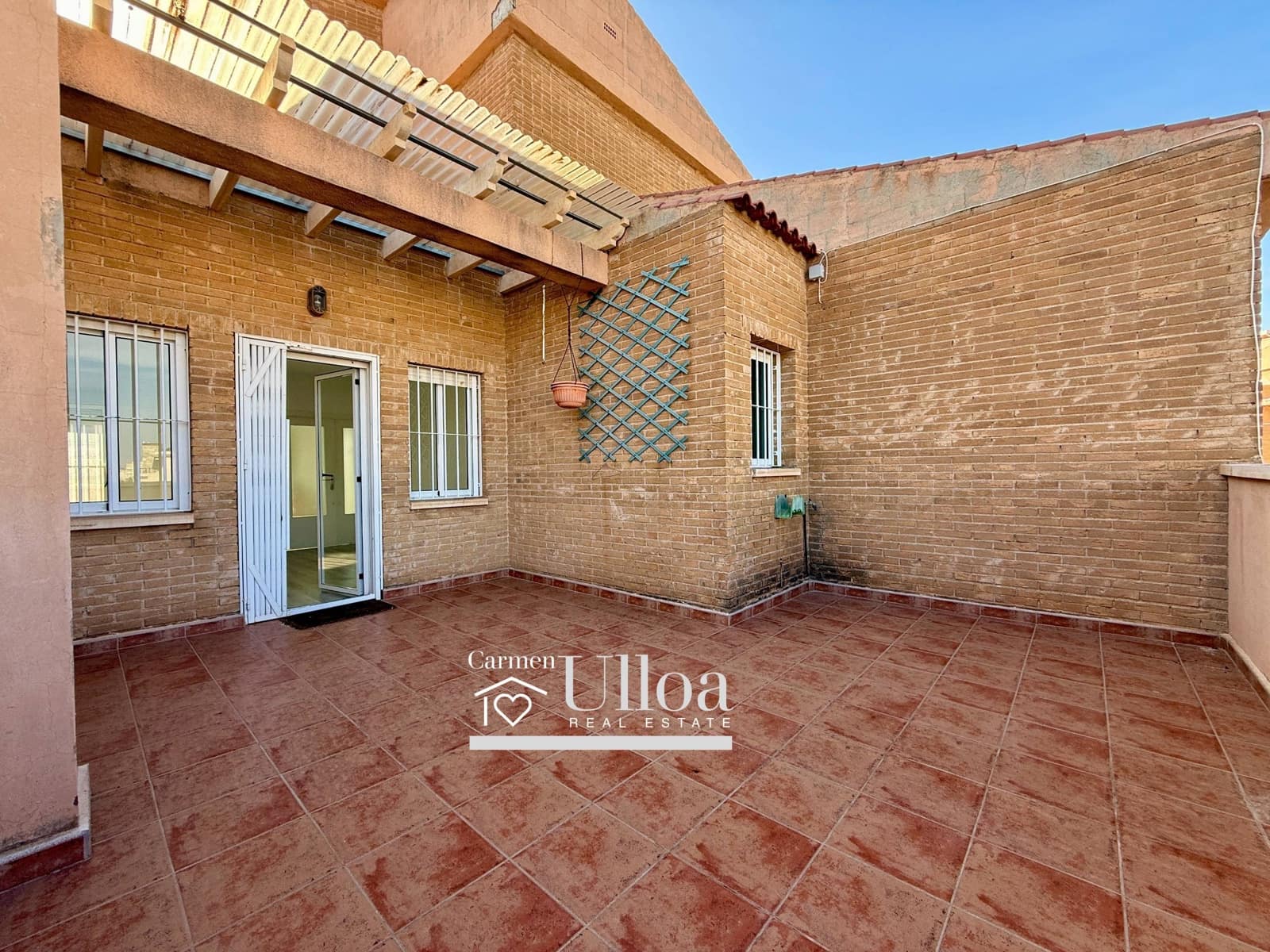 5 sypialnia Dom szeregowy na sprzedaż w Playa de San Juan z basenem garażem - 895 000 € (Ref: 9450467)