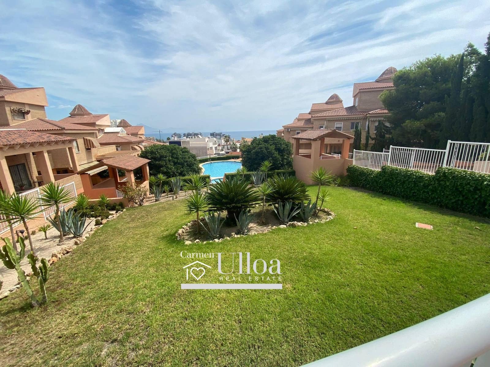 5 sypialnia Dom szeregowy na sprzedaż w Playa de San Juan z basenem garażem - 895 000 € (Ref: 9450467)