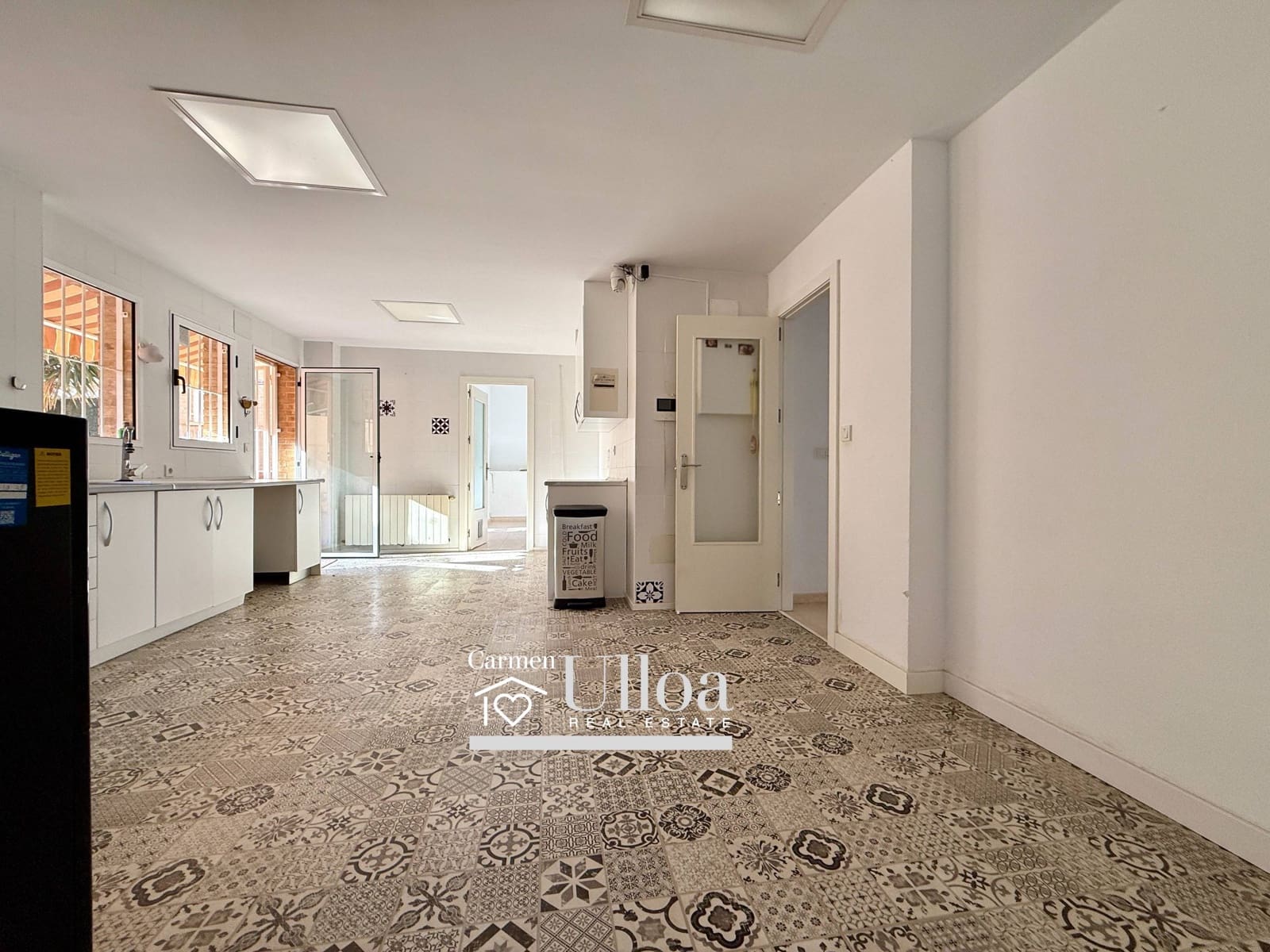 5 bedroom Terraced Villa for sale in Playa de San Juan with pool garage - € 825,000 (Ref: 9450467)