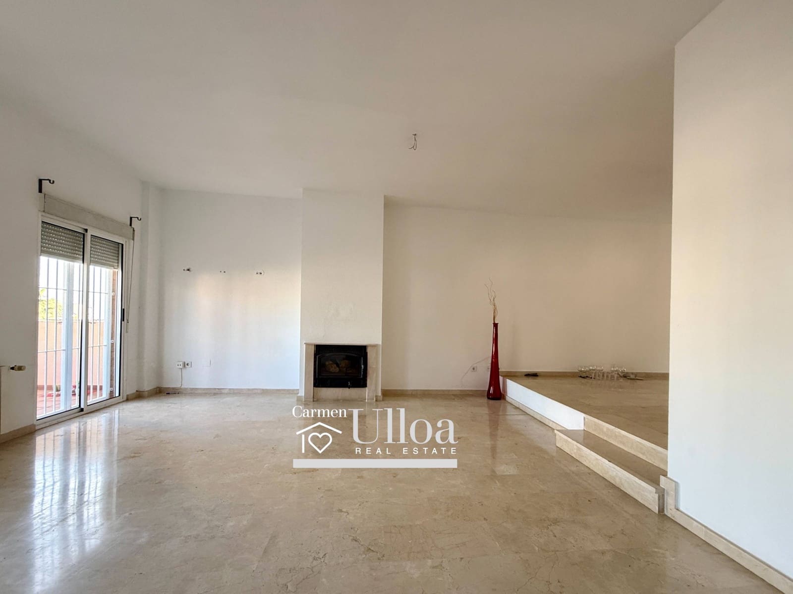 5 chambre Villa/Maison Mitoyenne à vendre à Playa de San Juan avec piscine garage - 785 000 € (Ref: 9450467)