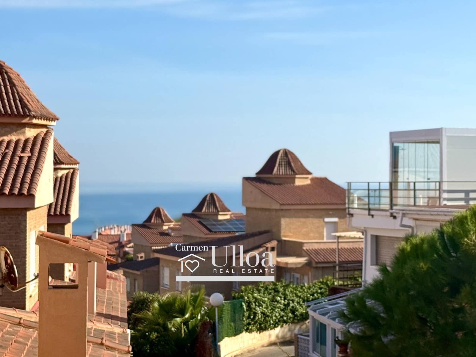 5 chambre Villa/Maison Mitoyenne à vendre à Playa de San Juan avec piscine garage - 785 000 € (Ref: 9450467)
