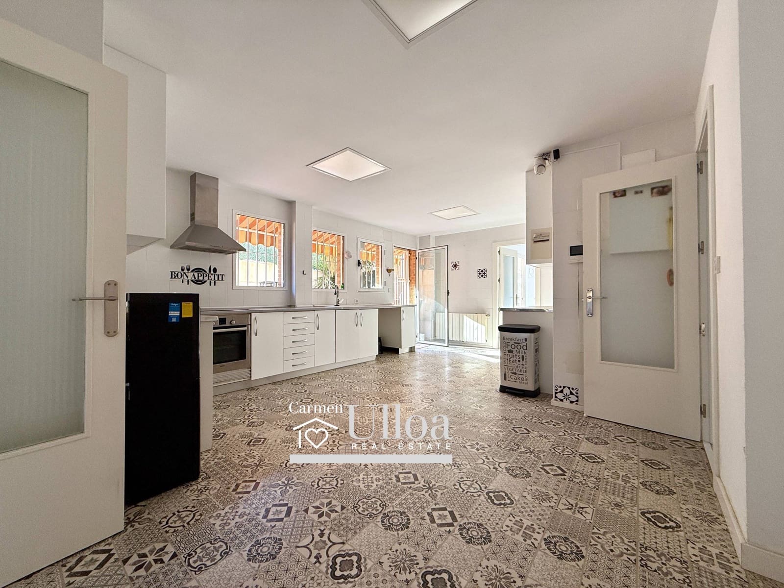 5 chambre Villa/Maison Mitoyenne à vendre à Playa de San Juan avec piscine garage - 785 000 € (Ref: 9450467)