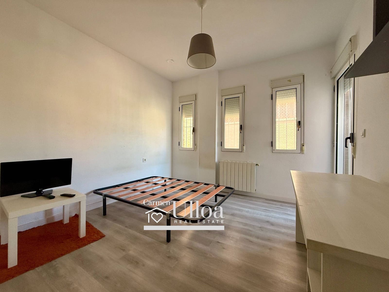 5 chambre Villa/Maison Mitoyenne à vendre à Playa de San Juan avec piscine garage - 785 000 € (Ref: 9450467)