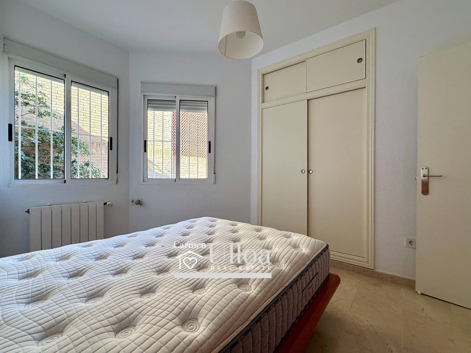 5 chambre Villa/Maison Mitoyenne à vendre à Playa de San Juan avec piscine garage - 785 000 € (Ref: 9450467)