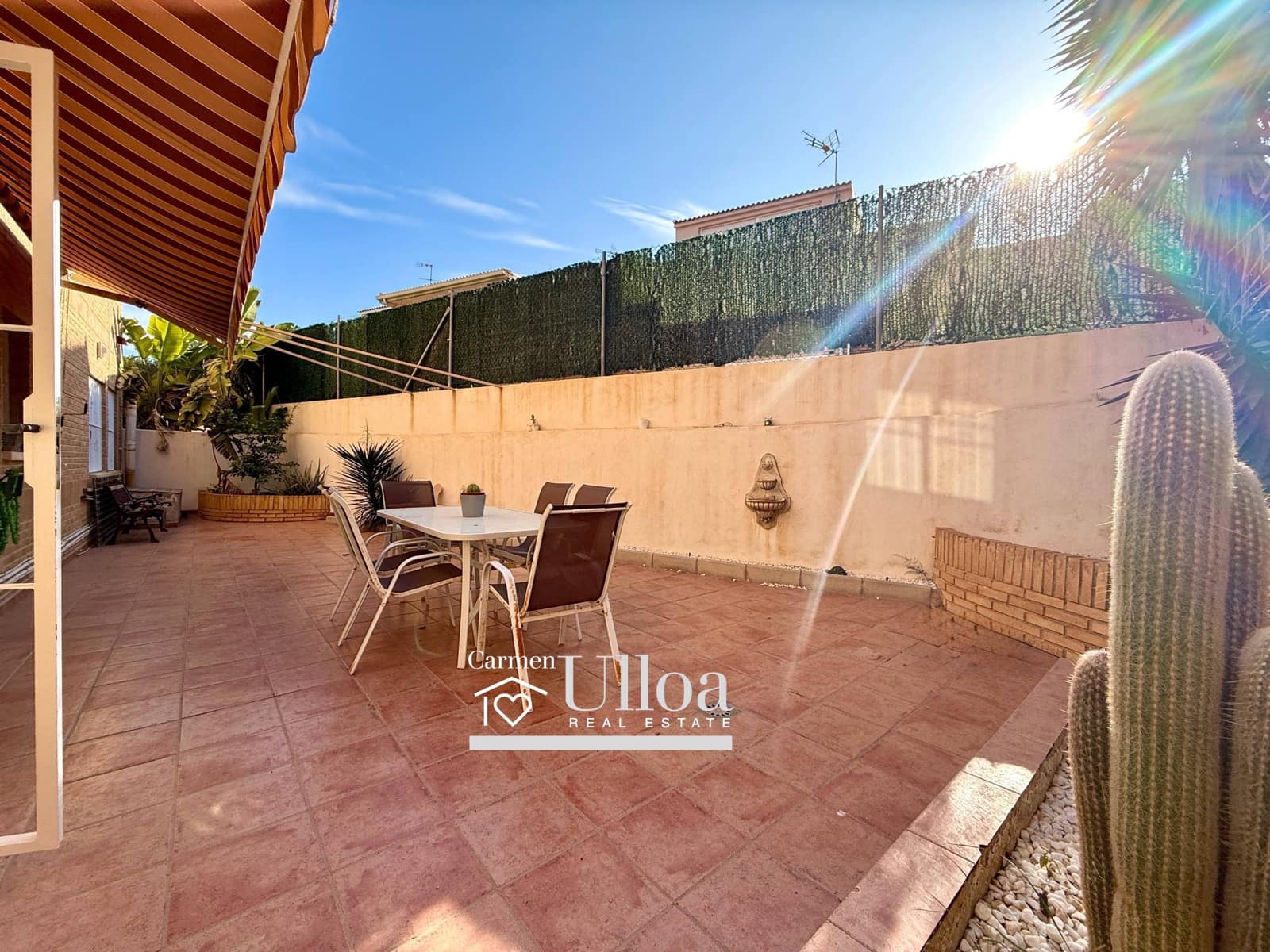 5 chambre Villa/Maison Mitoyenne à vendre à Playa de San Juan avec piscine garage - 785 000 € (Ref: 9450467)