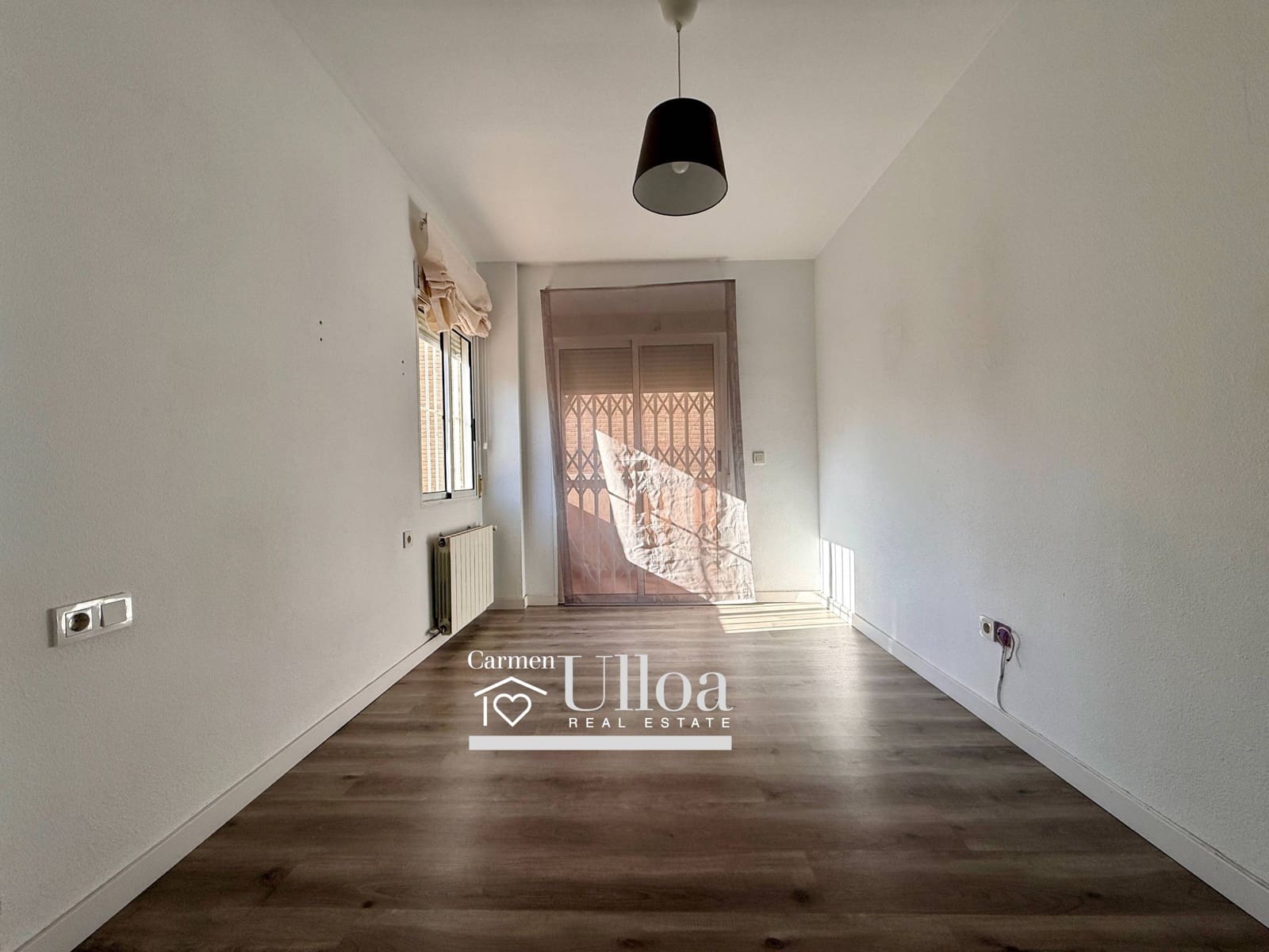 5 chambre Villa/Maison Mitoyenne à vendre à Playa de San Juan avec piscine garage - 785 000 € (Ref: 9450467)