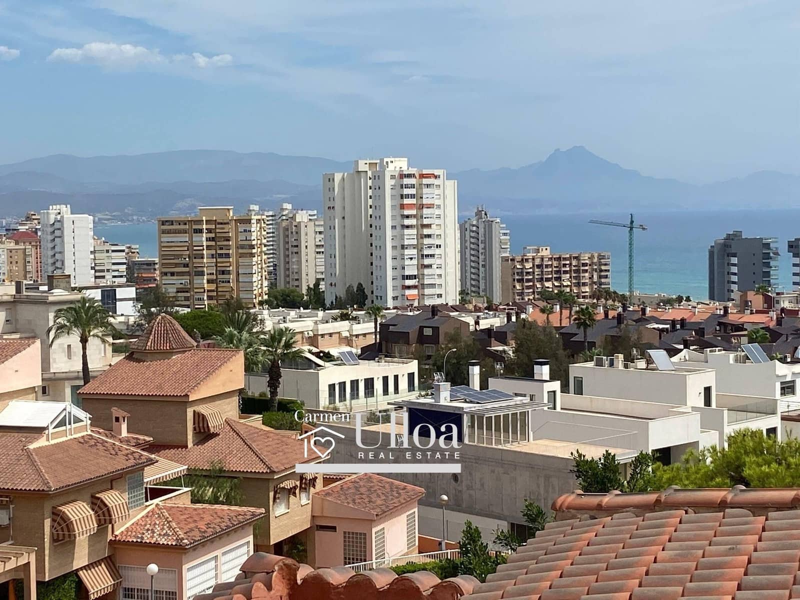 5 chambre Villa/Maison Mitoyenne à vendre à Playa de San Juan avec piscine garage - 785 000 € (Ref: 9450467)