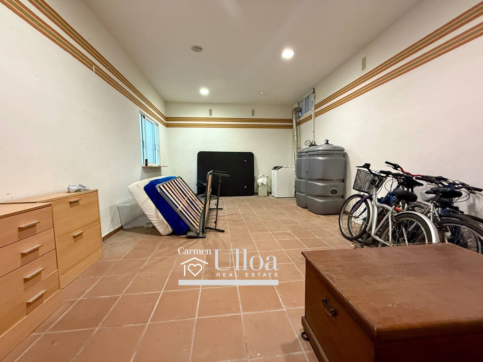 5 chambre Villa/Maison Mitoyenne à vendre à Playa de San Juan avec piscine garage - 785 000 € (Ref: 9450467)