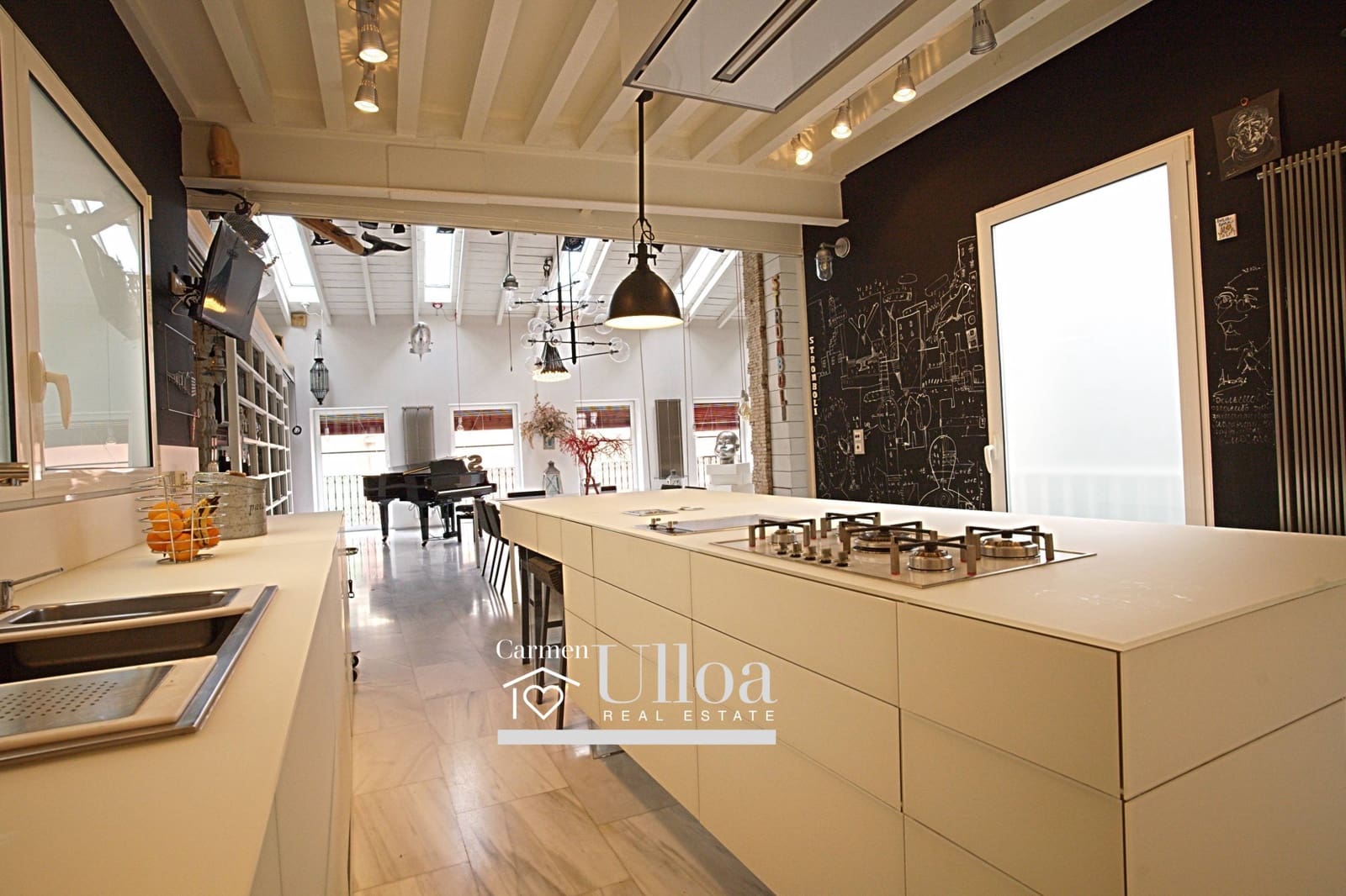 4 bedroom Flat for sale in Alicante / Alacant city - € 1,850,000 (Ref: 9468600)