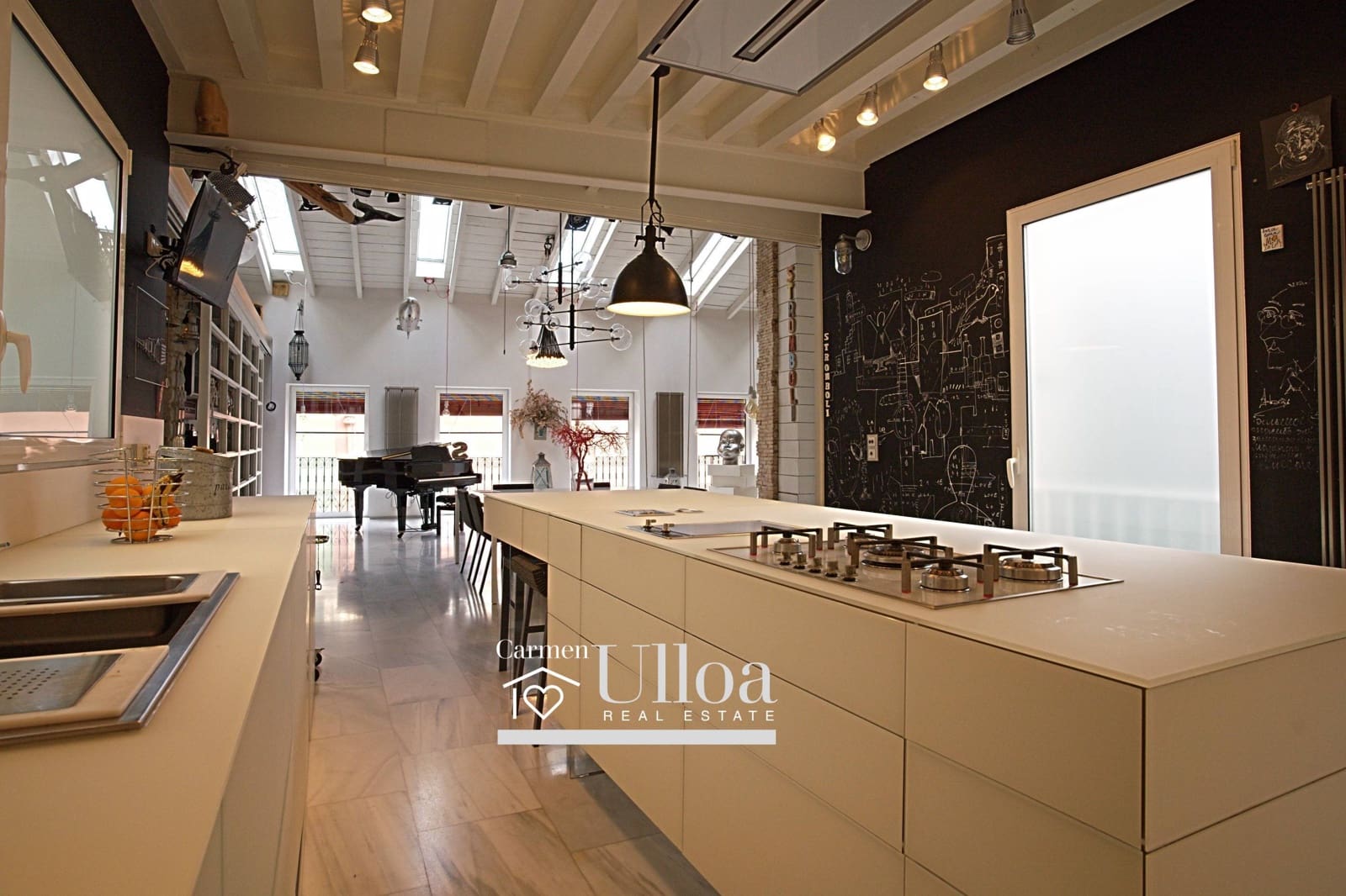 4 bedroom Flat for sale in Alicante / Alacant city - € 1,850,000 (Ref: 9468600)