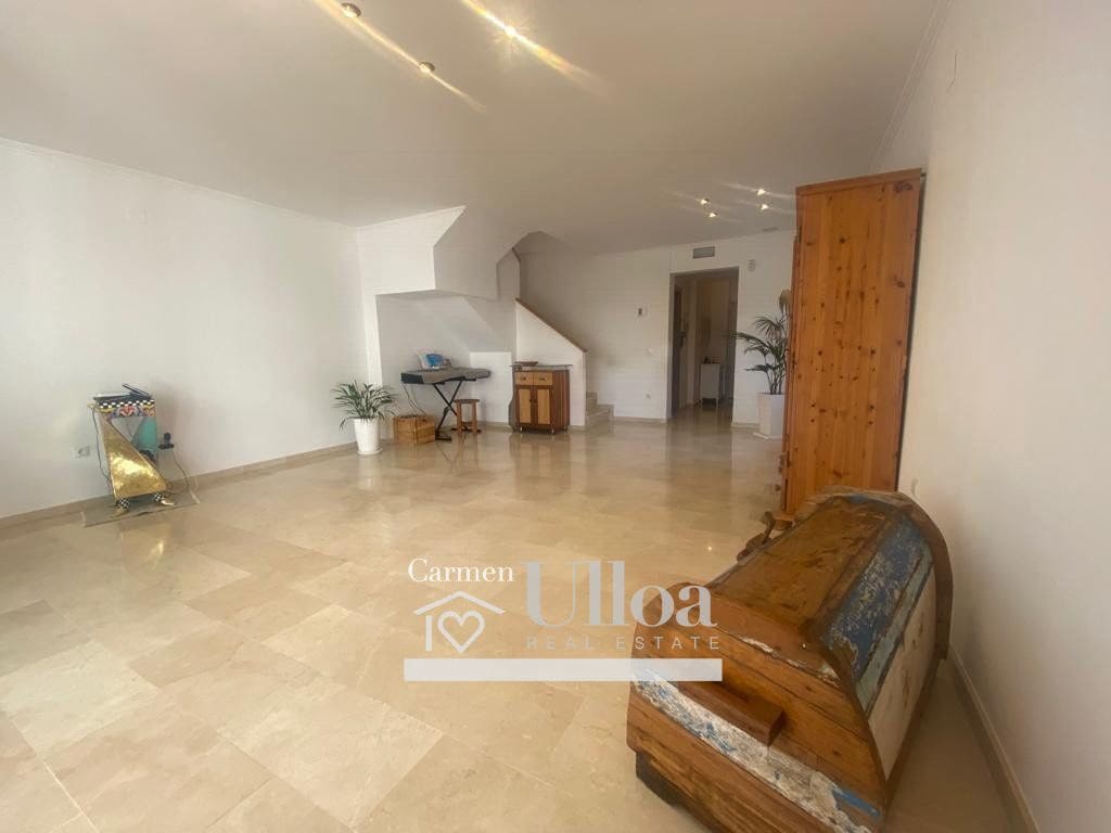 3 sypialnia Dom szeregowy do wynajęcia w Miasto Alicante / Alacant z basenem garażem - 1 950 € (Ref: 9481315)