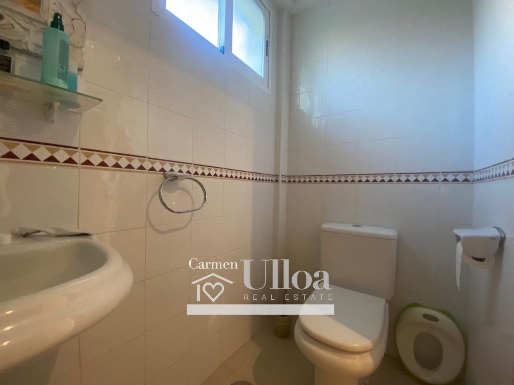 3 bedroom Terraced Villa for rent in Playa de San Juan with pool garage - € 1,950 (Ref: 9481315)