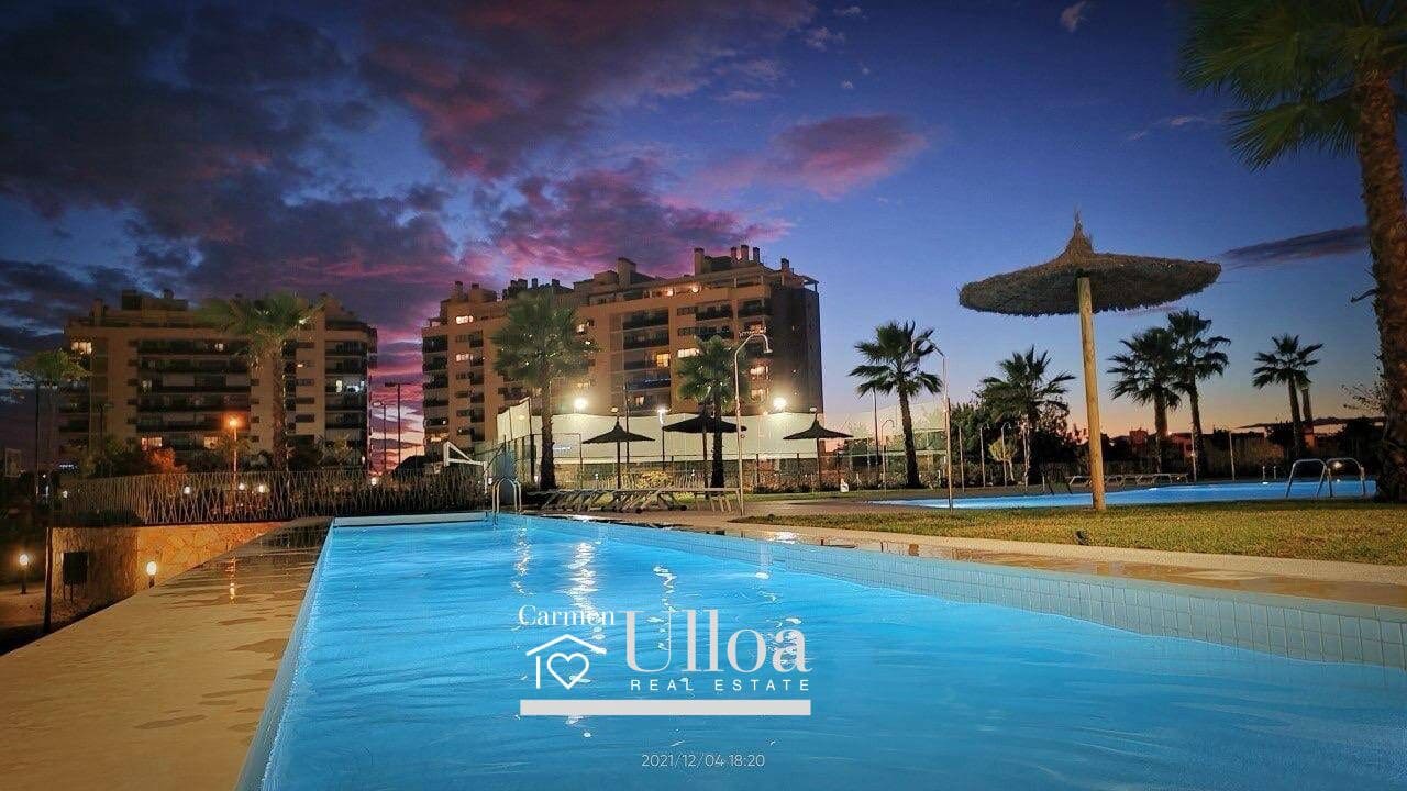 3 bedroom Apartment for sale in Playa de San Juan with pool garage - € 730,000 (Ref: 9491637)