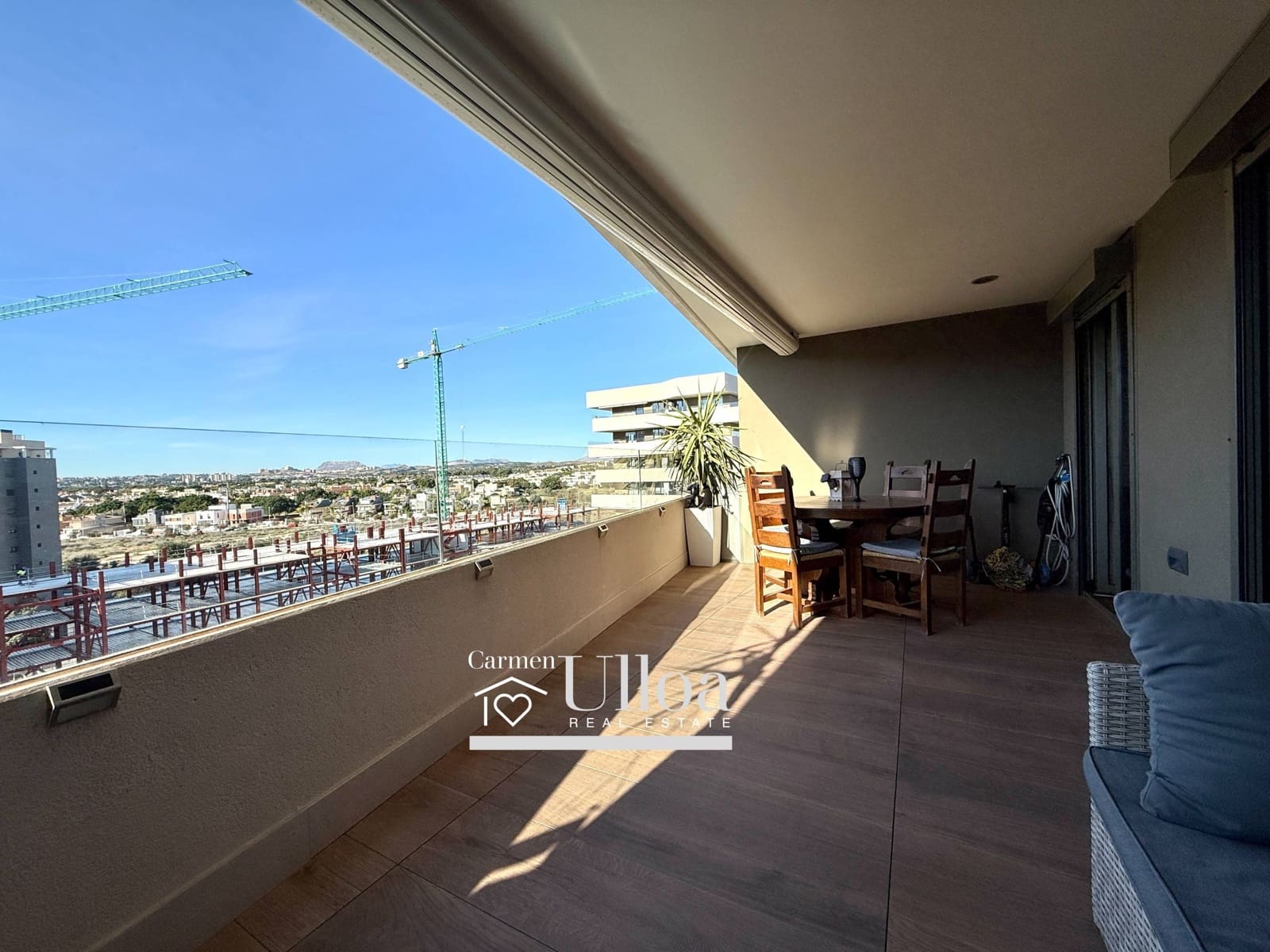 3 bedroom Apartment for sale in Alicante / Alacant city with pool garage - € 699,000 (Ref: 9491637)