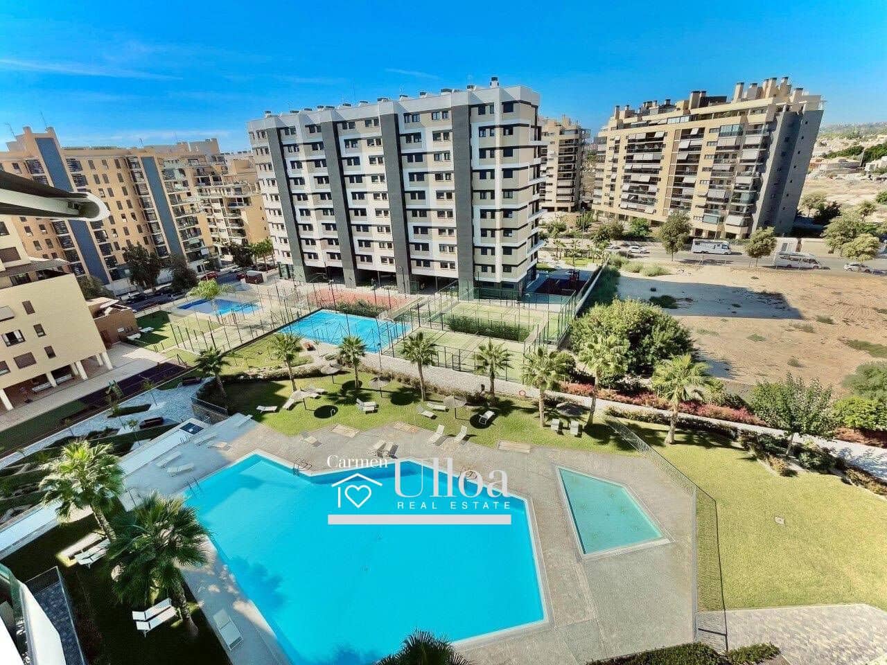 3 bedroom Apartment for sale in Alicante / Alacant city with pool garage - € 699,000 (Ref: 9491637)