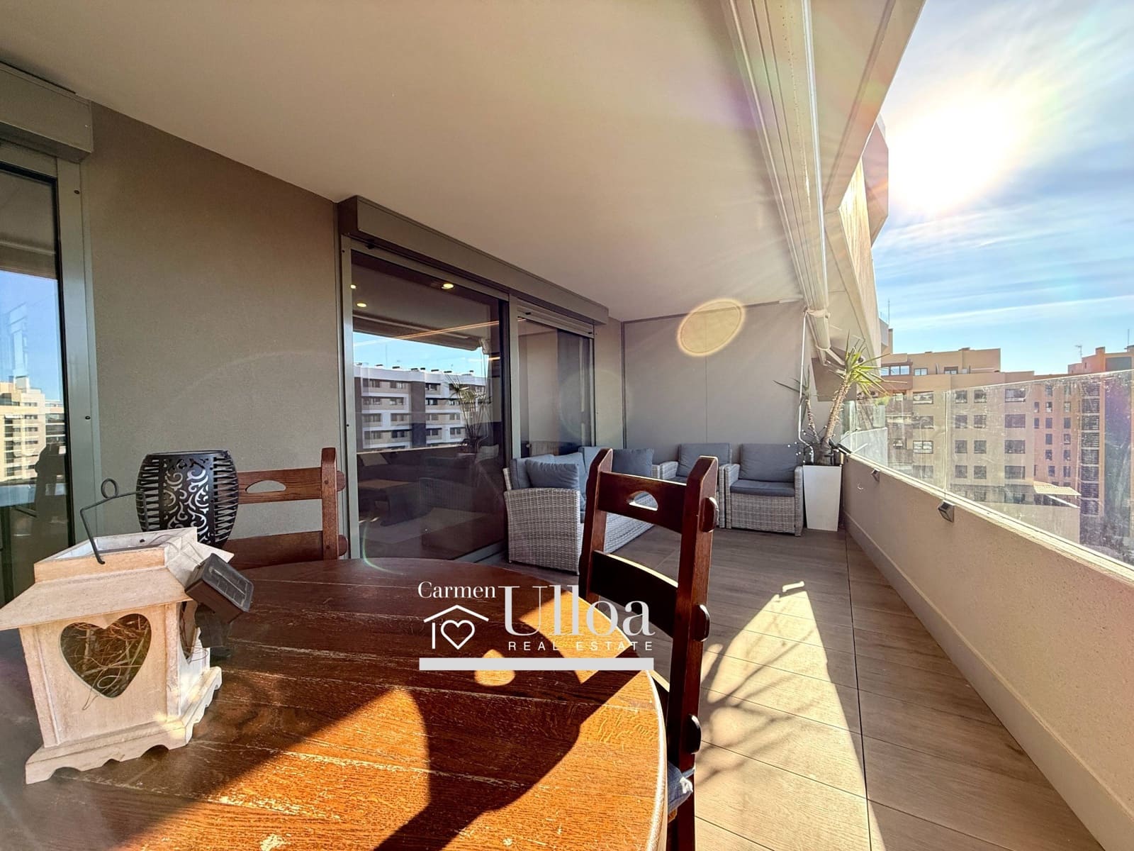 3 bedroom Apartment for sale in Alicante / Alacant city with pool garage - € 699,000 (Ref: 9491637)
