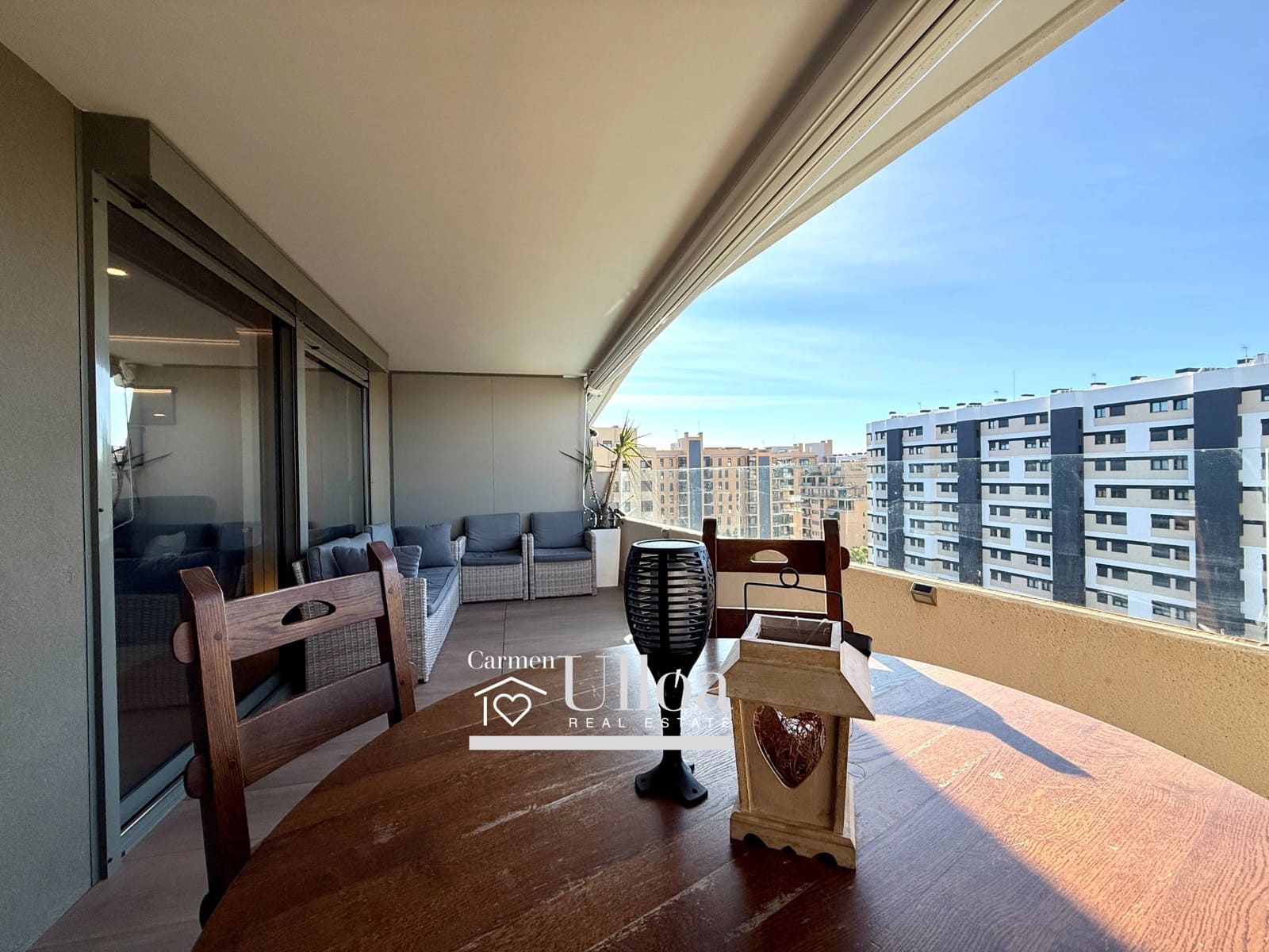 3 bedroom Apartment for sale in Alicante / Alacant city with pool garage - € 699,000 (Ref: 9491637)
