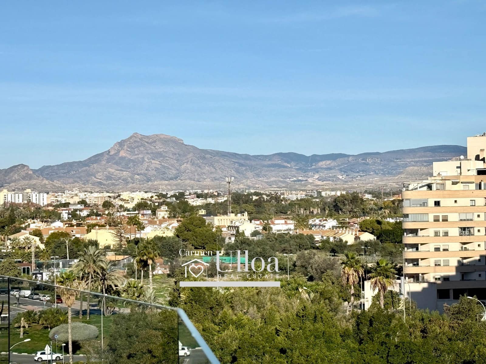 3 bedroom Apartment for sale in Alicante / Alacant city with pool garage - € 699,000 (Ref: 9491637)