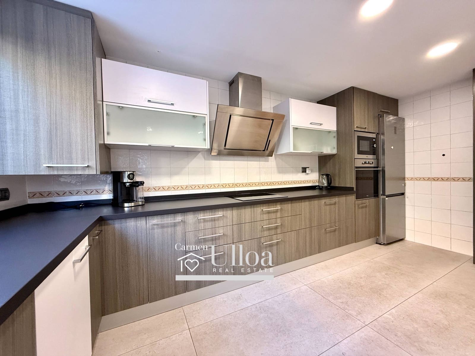 4 bedroom Terraced Villa for sale in Playa de San Juan with pool garage - € 540,000 (Ref: 9497571)