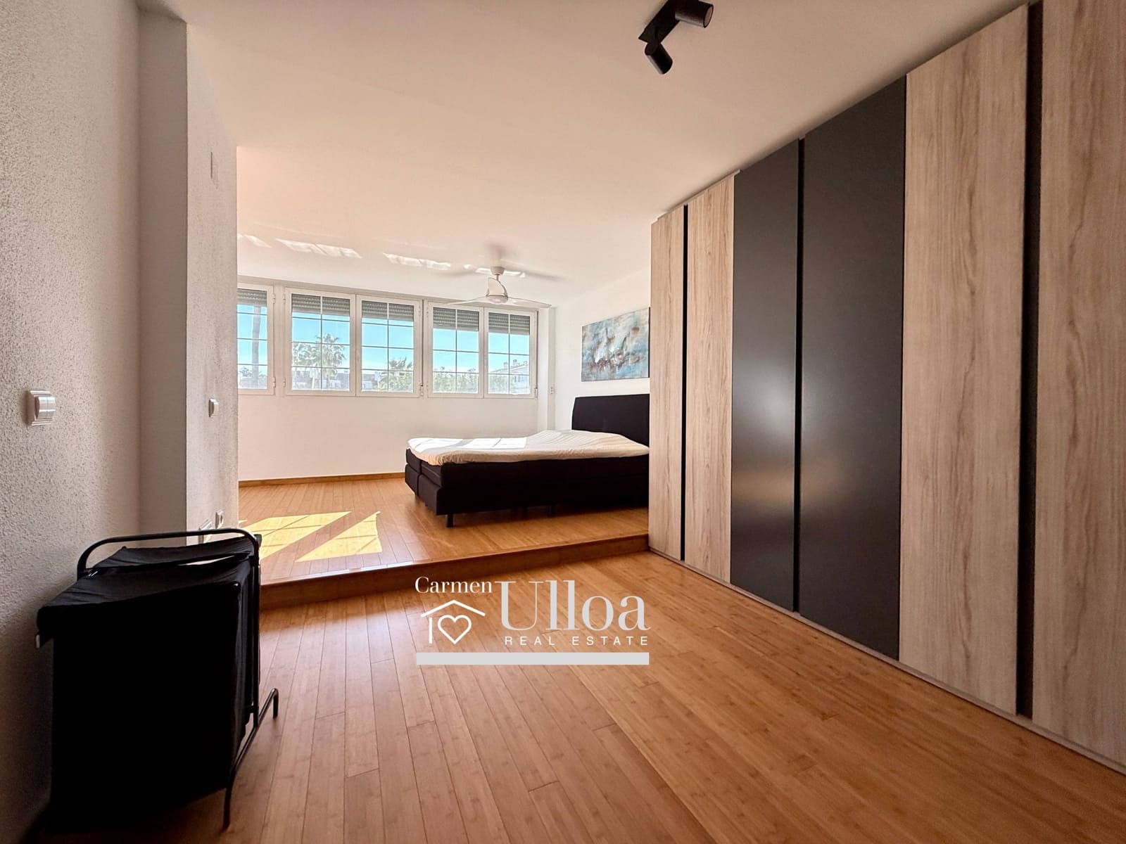 4 bedroom Terraced Villa for sale in Playa de San Juan with pool garage - € 540,000 (Ref: 9497571)