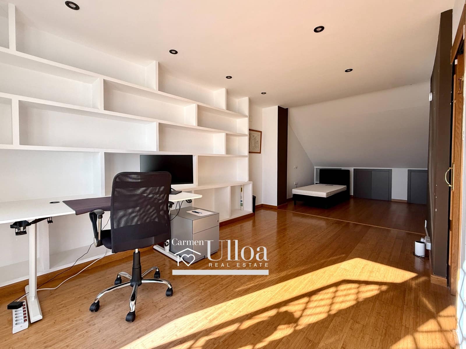 4 bedroom Terraced Villa for sale in Playa de San Juan with pool garage - € 540,000 (Ref: 9497571)