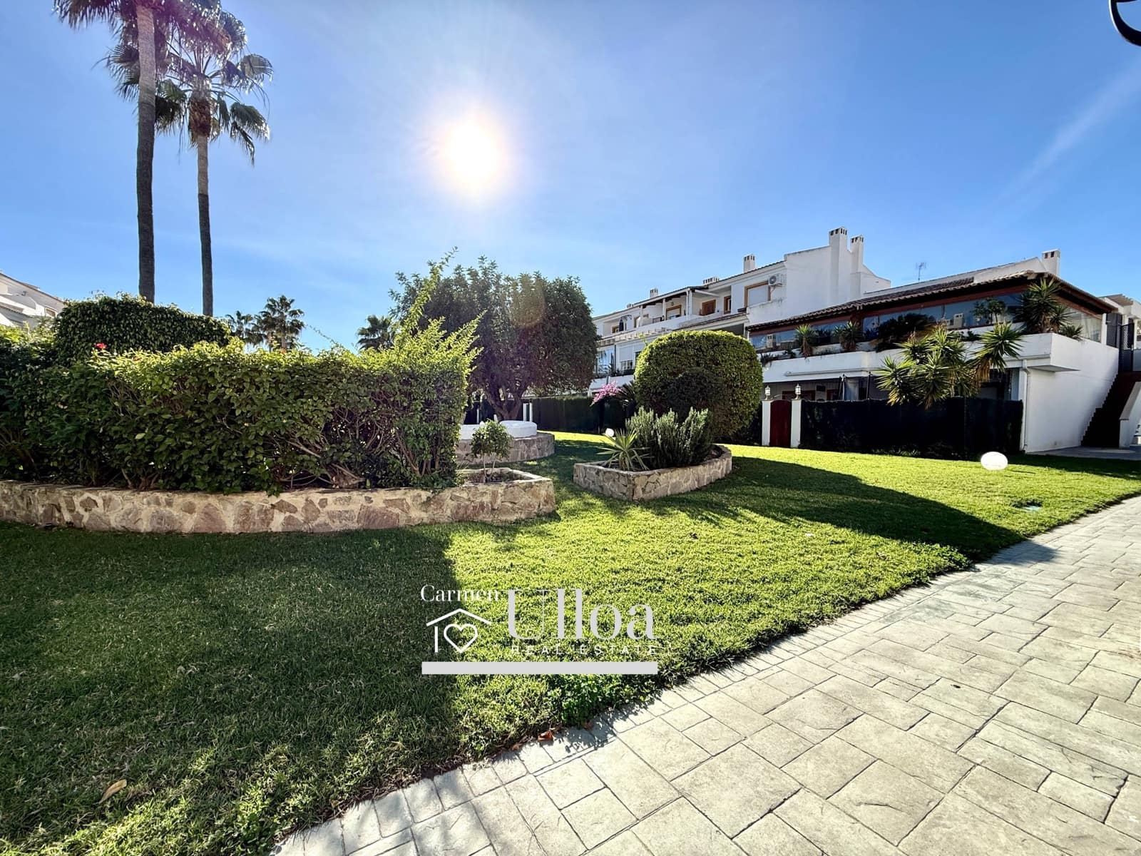 4 bedroom Terraced Villa for sale in Playa de San Juan with pool garage - € 540,000 (Ref: 9497571)