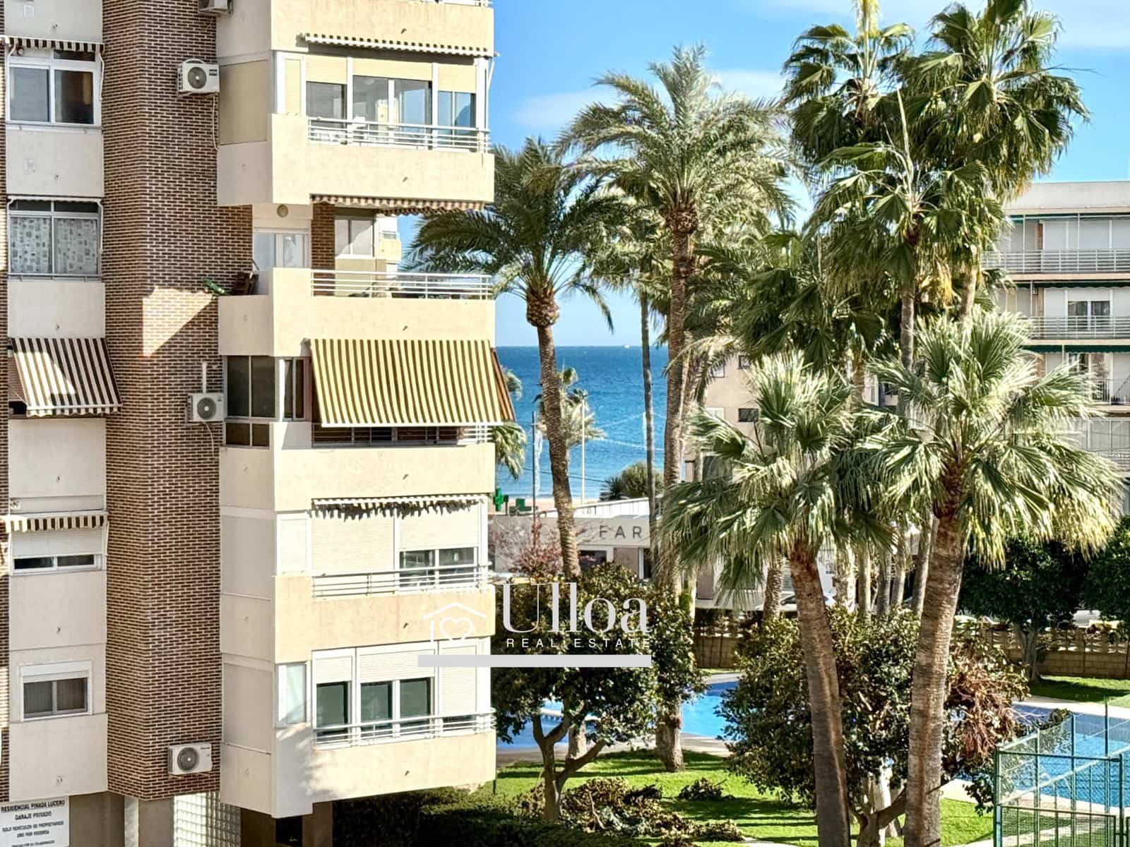 3 bedroom Apartment for sale in El Campello - € 259,000 (Ref: 9497572)