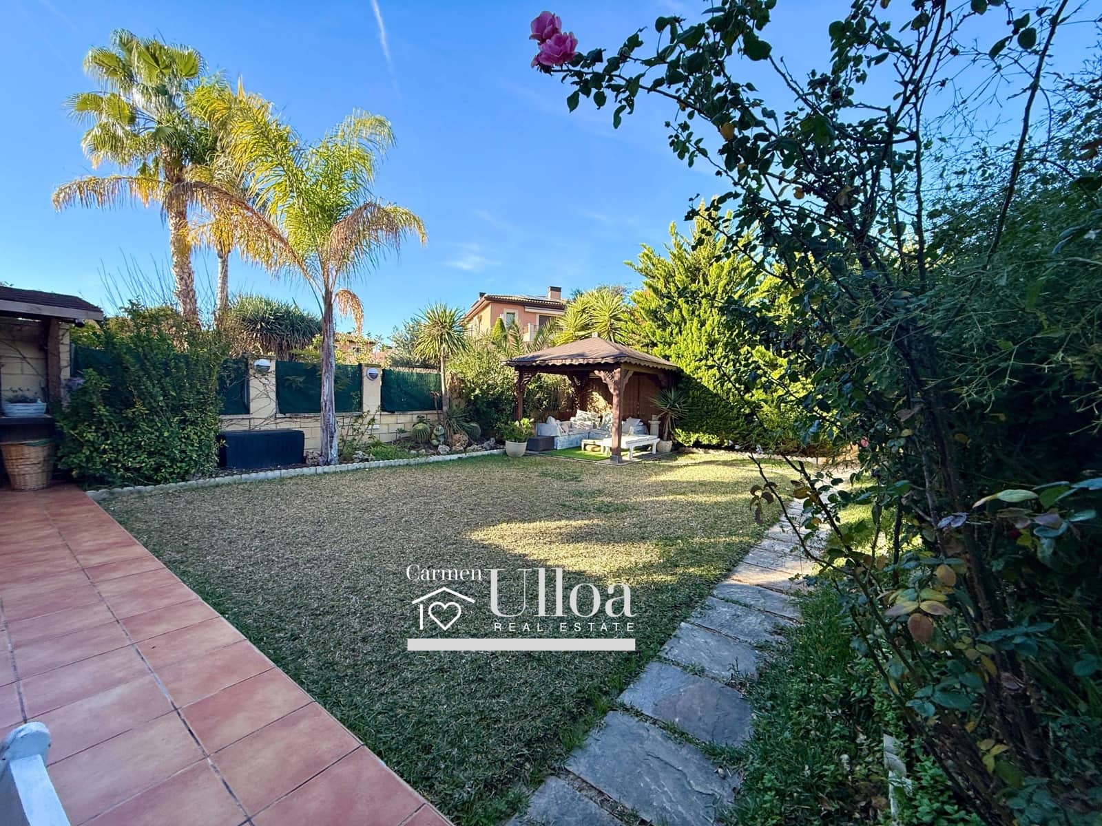 Adosado de 5 habitaciones en Muchamiel / Mutxamel en venta con piscina garaje - 559.999 € (Ref: 9504594)