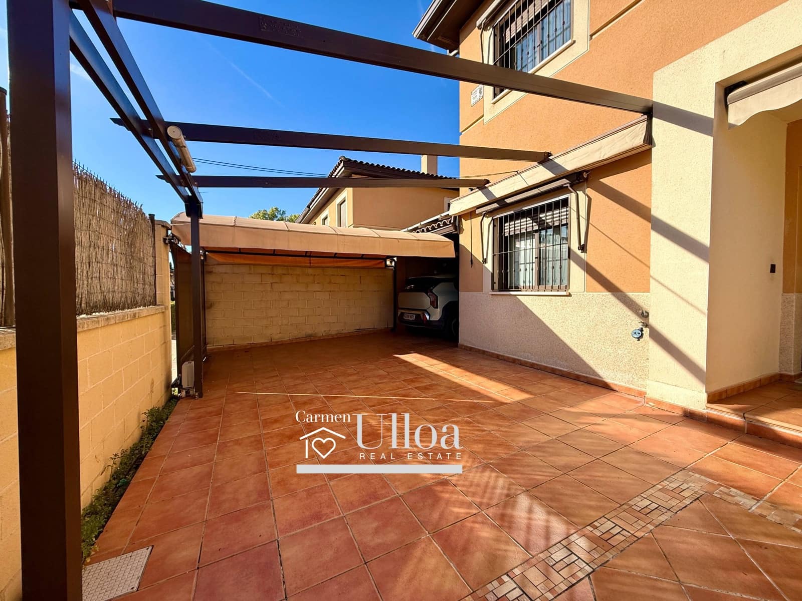5 bedroom Terraced Villa for sale in Muchamiel / Mutxamel with pool garage - € 559,999 (Ref: 9504594)