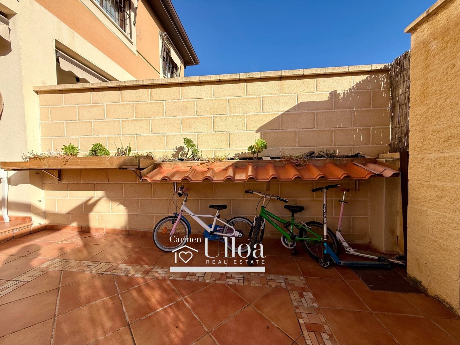 5 bedroom Terraced Villa for sale in Muchamiel / Mutxamel with pool garage - € 559,999 (Ref: 9504594)