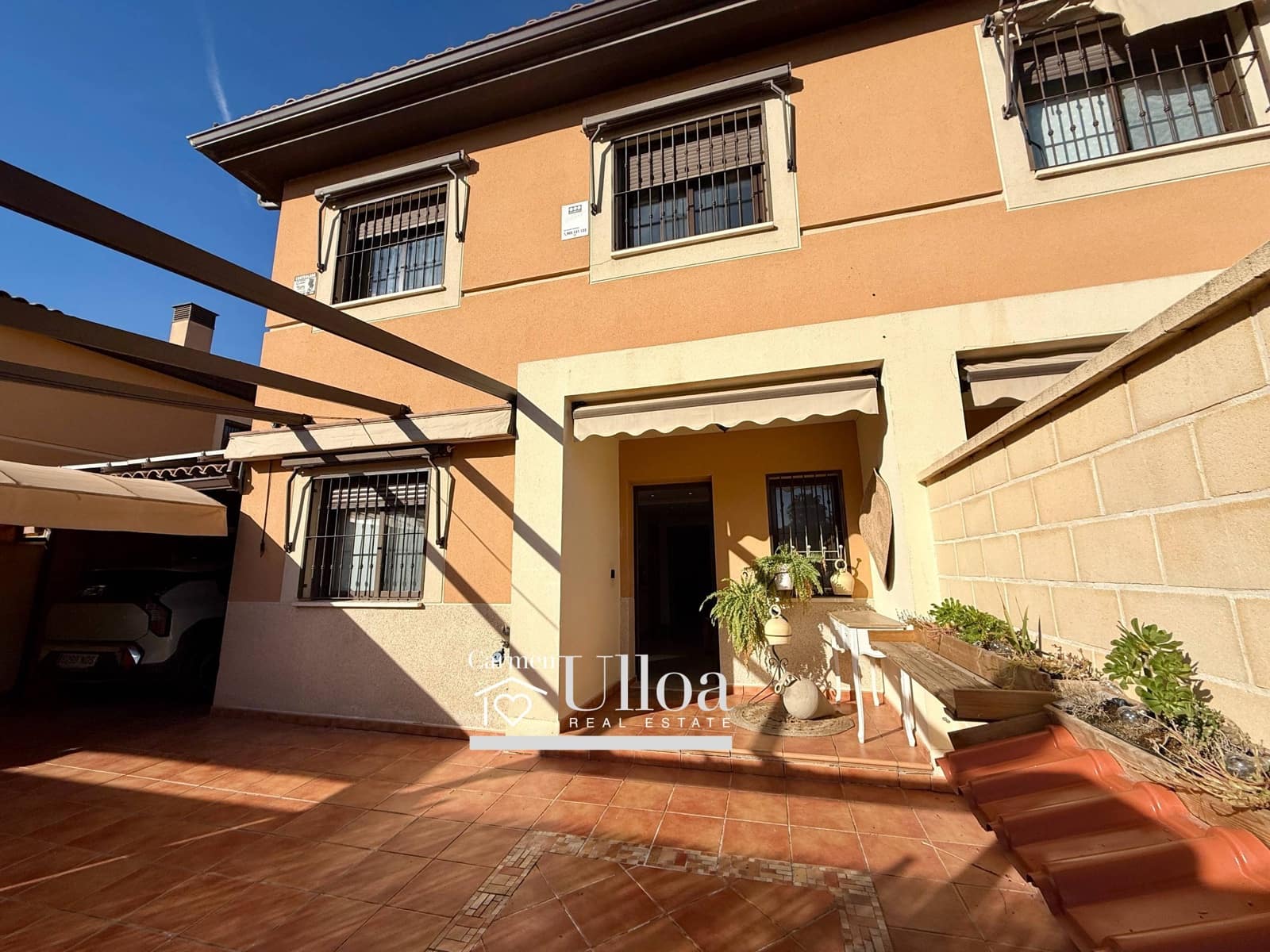 5 bedroom Terraced Villa for sale in Muchamiel / Mutxamel with pool garage - € 559,999 (Ref: 9504594)