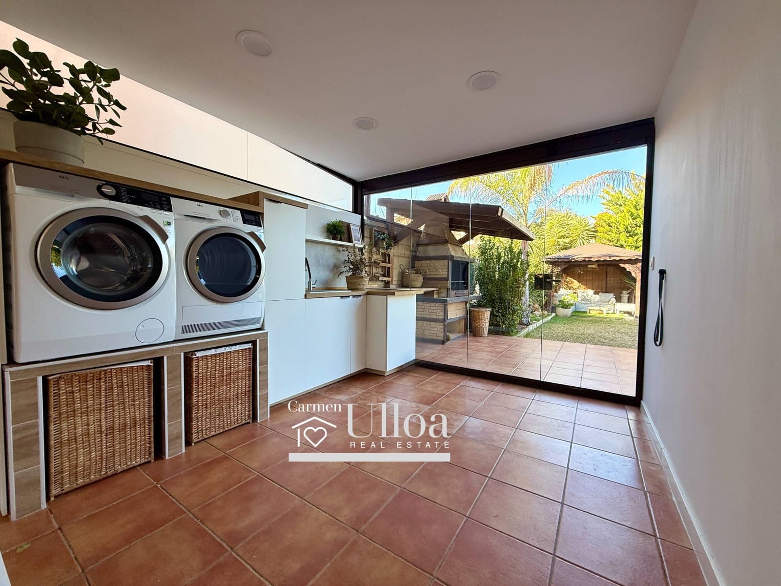 5 bedroom Terraced Villa for sale in Muchamiel / Mutxamel with pool garage - € 559,999 (Ref: 9504594)