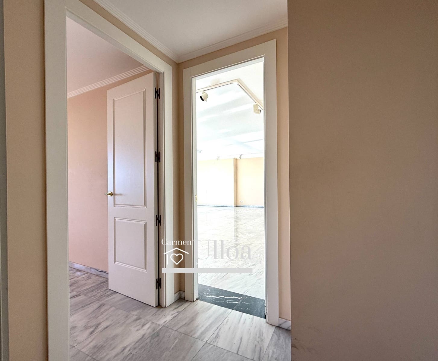 4 bedroom Apartment for sale in Alicante / Alacant city with garage - € 1,400,000 (Ref: 9599695)