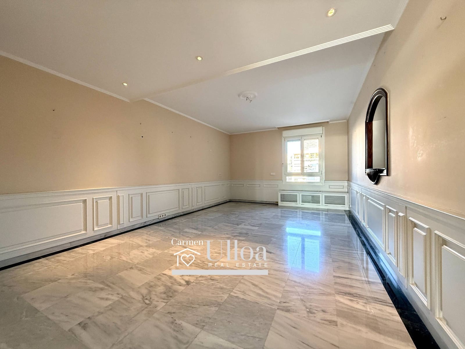 4 bedroom Apartment for sale in Alicante / Alacant city with garage - € 1,400,000 (Ref: 9599695)