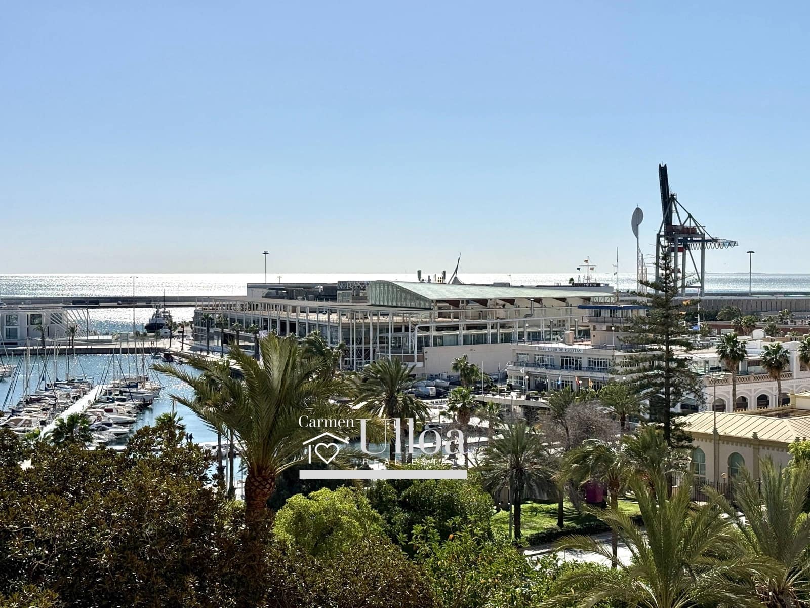 4 bedroom Apartment for sale in Alicante / Alacant city with garage - € 1,400,000 (Ref: 9599695)