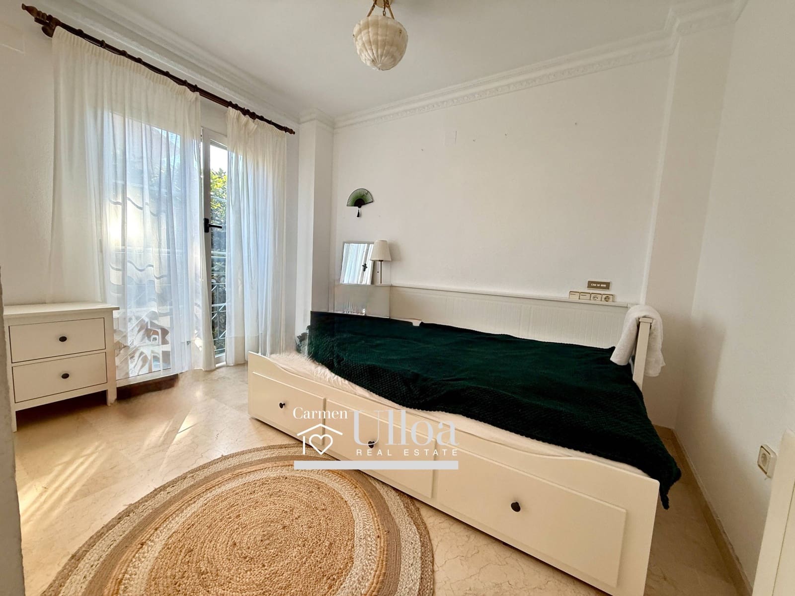 5 bedroom Villa for sale in Playa de San Juan with pool garage - € 990,000 (Ref: 9625917)