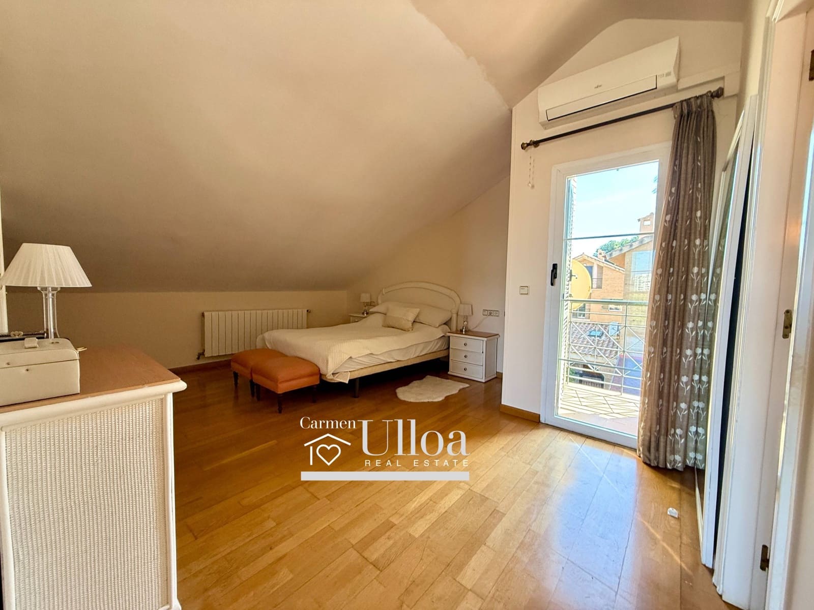 5 bedroom Villa for sale in Playa de San Juan with pool garage - € 990,000 (Ref: 9625917)