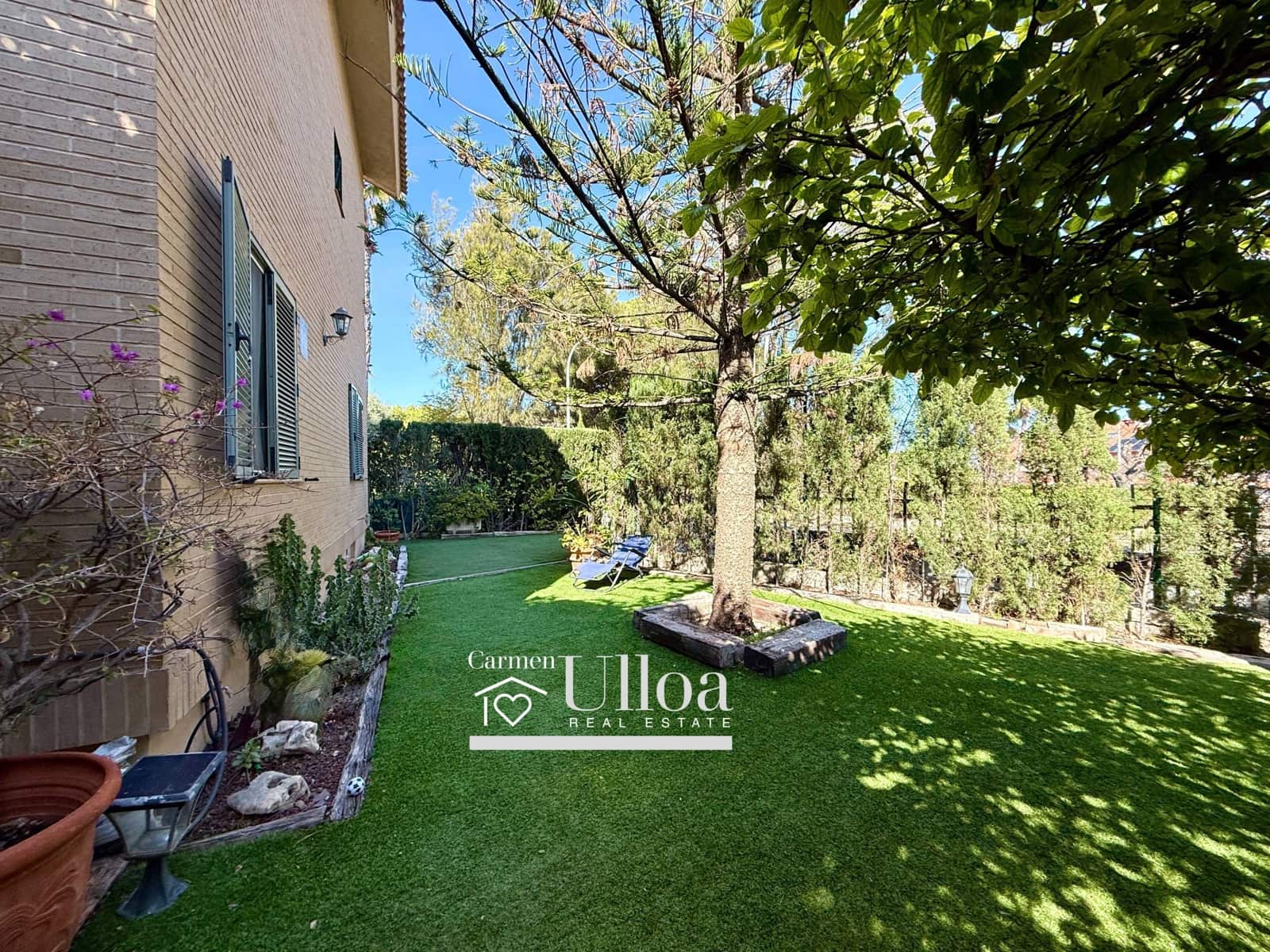 5 bedroom Villa for sale in Playa de San Juan with pool garage - € 990,000 (Ref: 9625917)