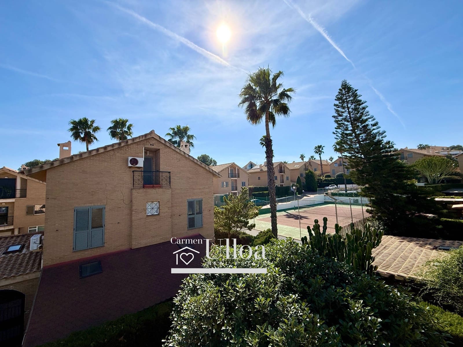 5 bedroom Villa for sale in Playa de San Juan with pool garage - € 990,000 (Ref: 9625917)