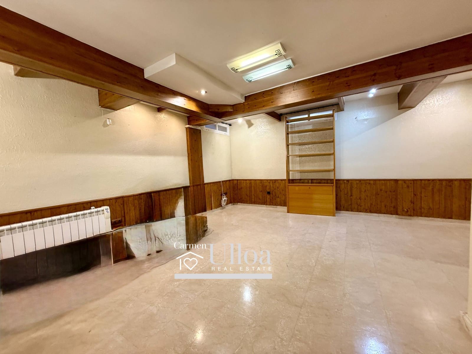 5 bedroom Villa for sale in Playa de San Juan with pool garage - € 990,000 (Ref: 9625917)