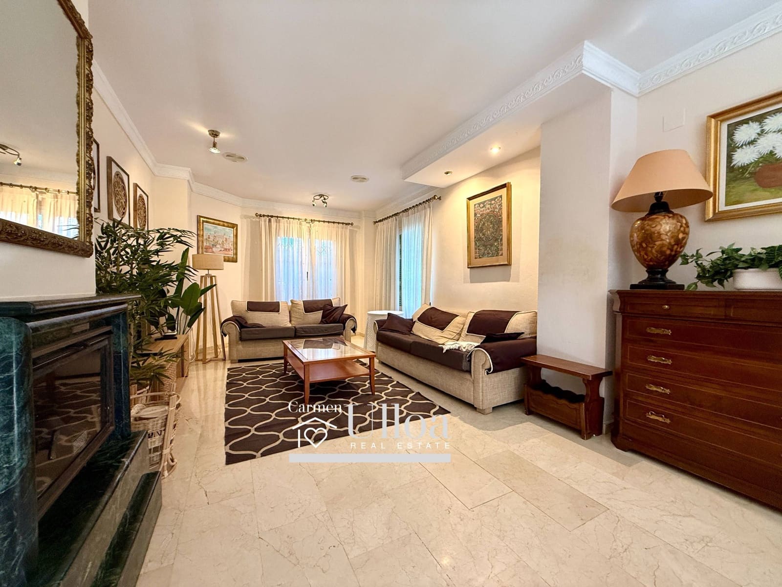 5 bedroom Villa for sale in Playa de San Juan with pool garage - € 990,000 (Ref: 9625917)