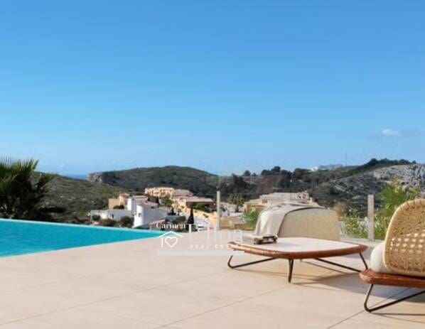 3 slaapkamer Villa te koop in Cumbre del Sol met zwembad - € 1.375.000 (Ref: 9625920)
