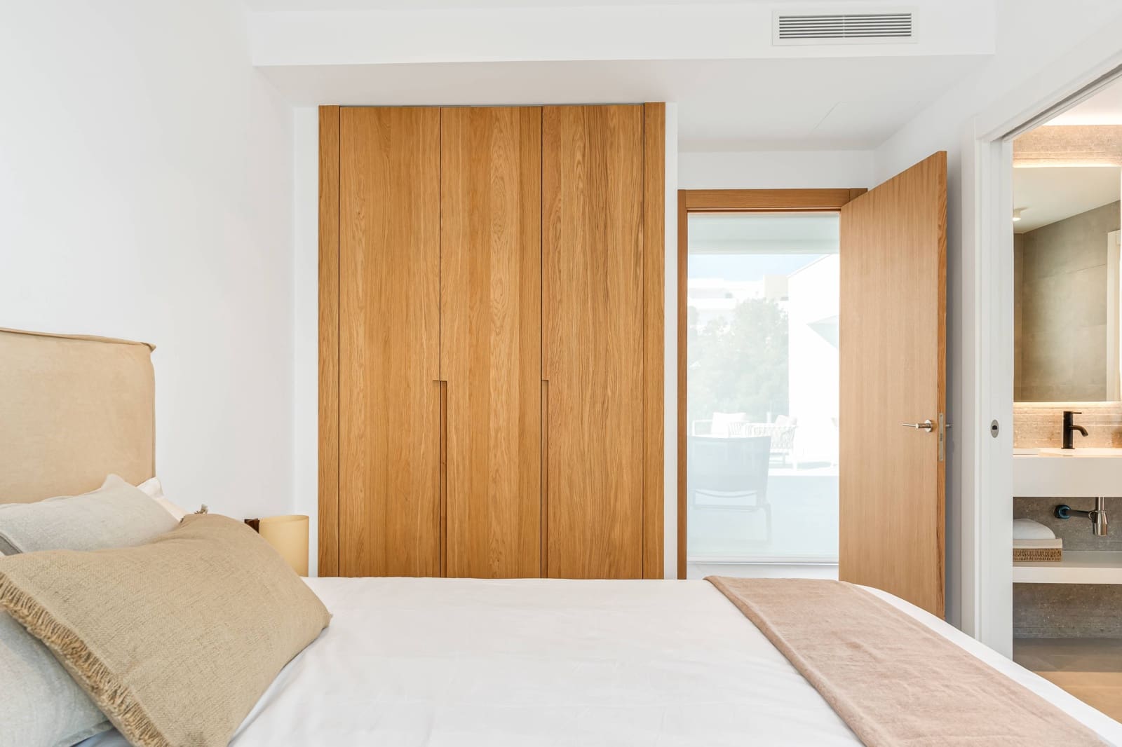 4 quarto Moradia para venda em Cumbre del Sol com piscina - 1 300 000 € (Ref: 9627816)