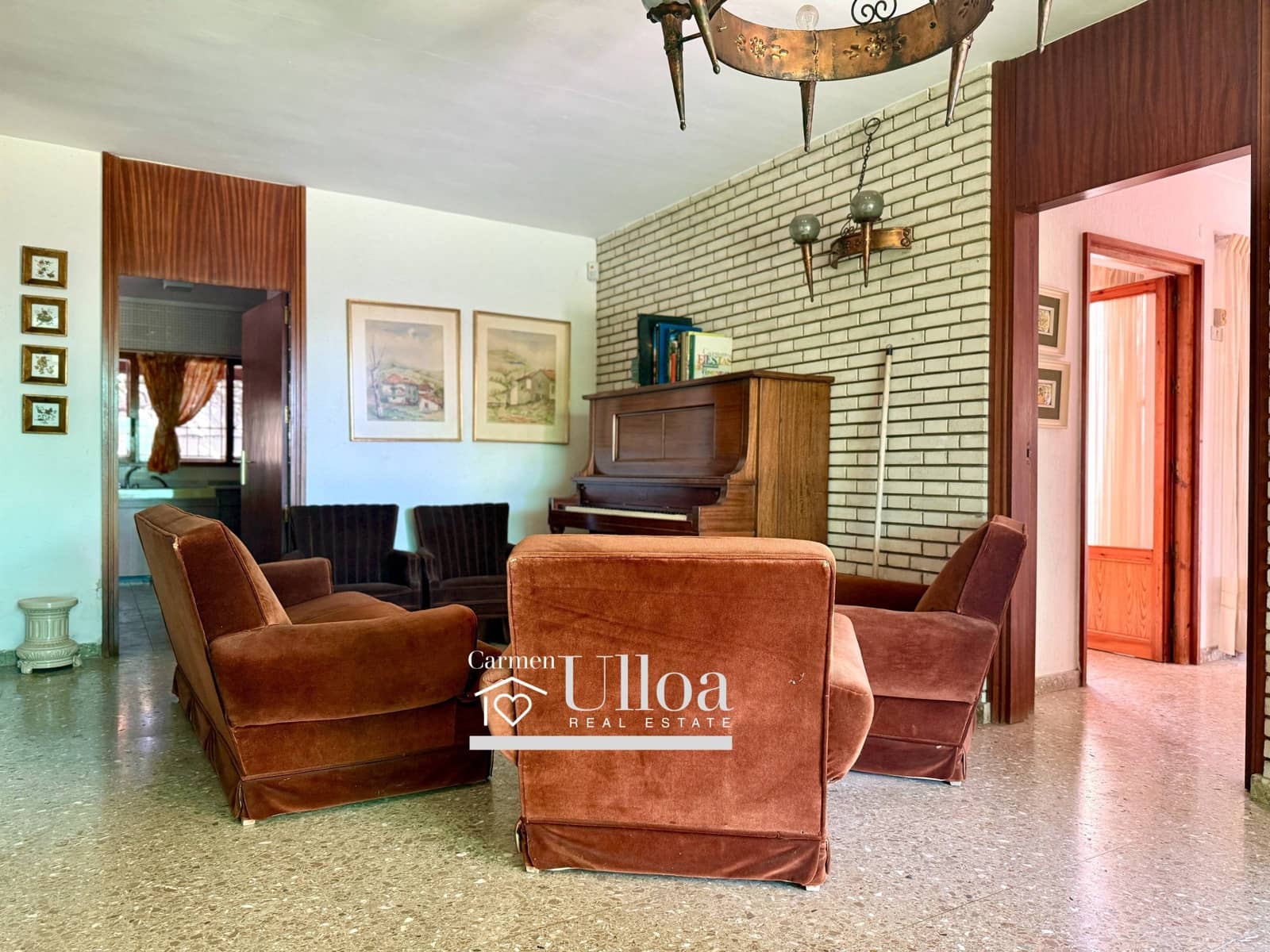 7 soverom Villa til salgs i Alicante by med svømmebasseng garasje - € 1 600 000 (Ref: 9637797)