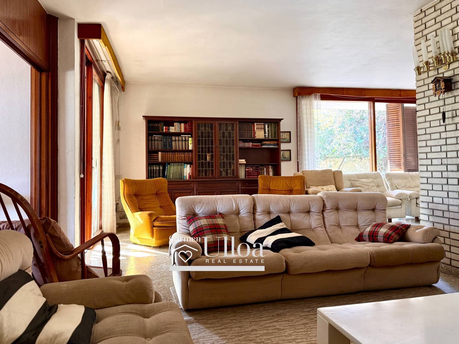 7 soverom Villa til salgs i Alicante by med svømmebasseng garasje - € 1 600 000 (Ref: 9637797)