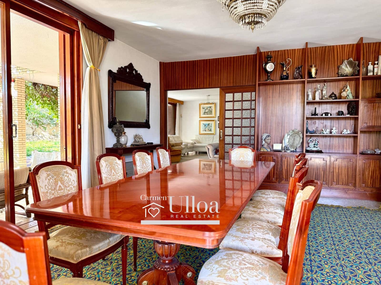 7 soverom Villa til salgs i Alicante by med svømmebasseng garasje - € 1 600 000 (Ref: 9637797)