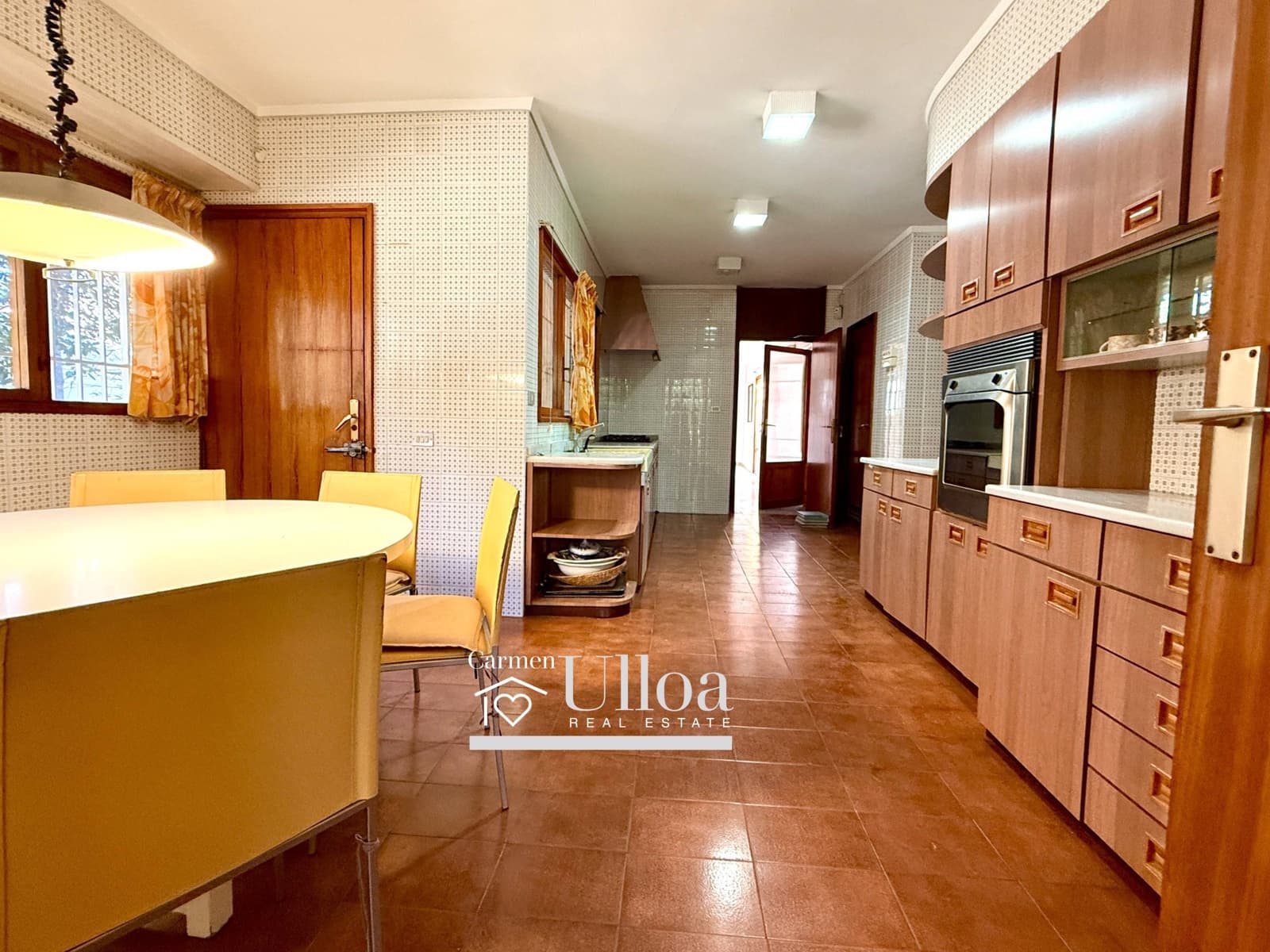 7 soverom Villa til salgs i Alicante by med svømmebasseng garasje - € 1 600 000 (Ref: 9637797)