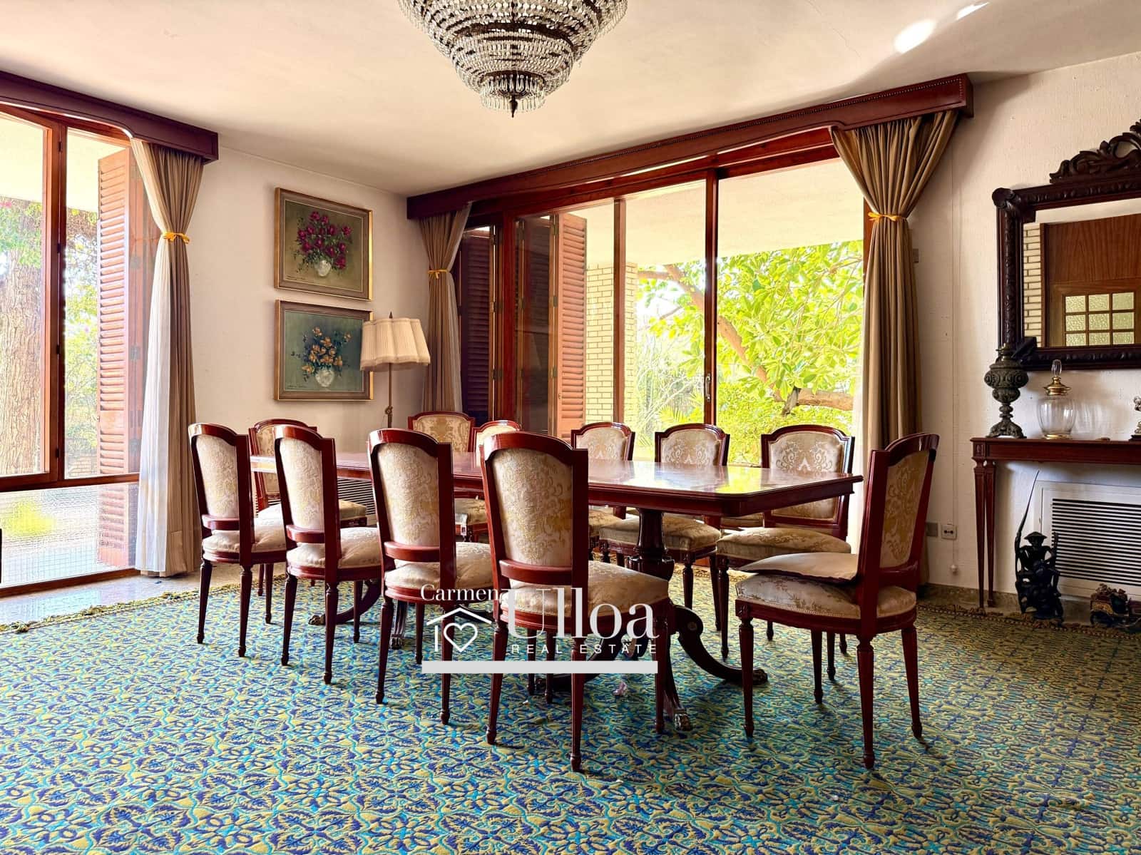 7 soverom Villa til salgs i Alicante by med svømmebasseng garasje - € 1 600 000 (Ref: 9637797)